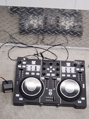 Hercules DJ Console RMX2 Double Deck DJ Controller, 2-Deck Tabletop, Black